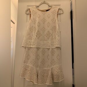 BCBGMaxAzria Vivian Dress White Tiered Mini Lace Dress Size 2 Open Back Formal